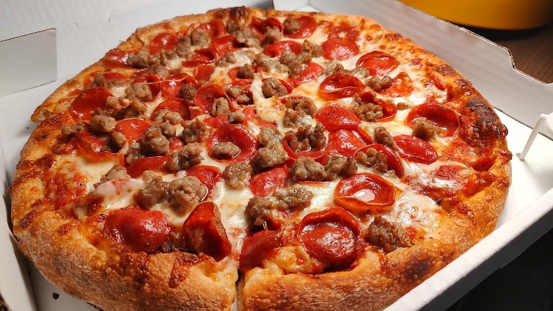 Amico's Pizzeria